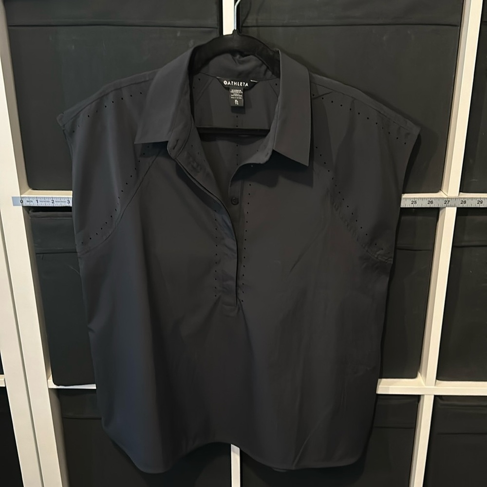 Like New Athleta Black Quick Dri Top - Black Size XL